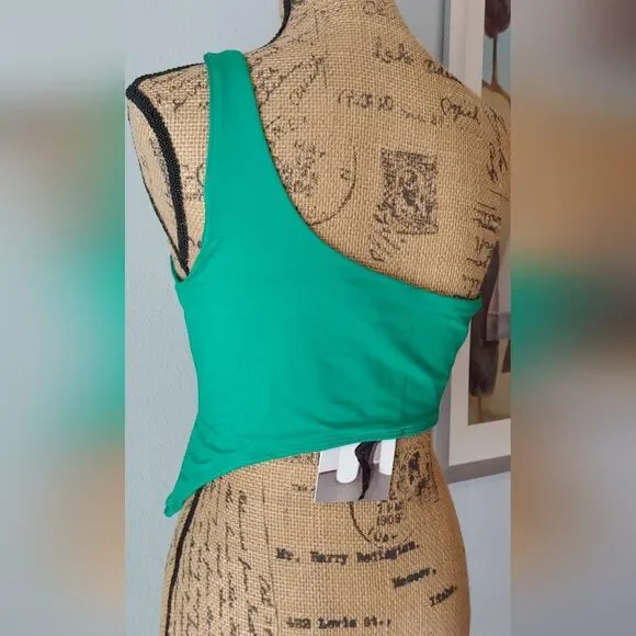 Naked Wardrobe Green Smooth Side Asymmetrical Crop Top NWT Sz XL NW-T2619 - Picture 4 of 11